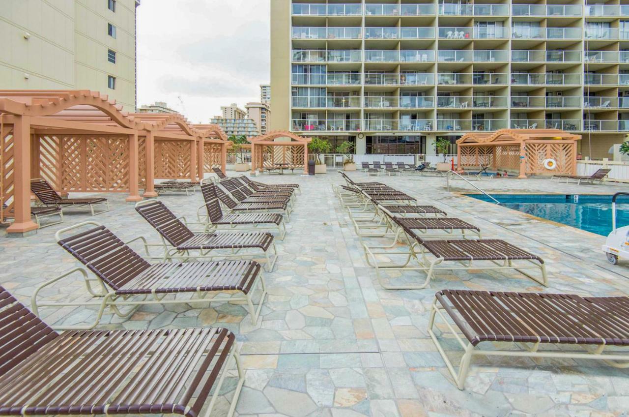 Island Colony Suites Honolulu Dış mekan fotoğraf